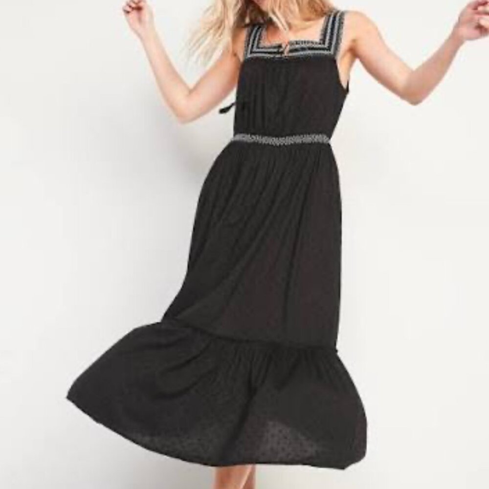 NWT Old Navy black dotted swiss with contrast stitching sun dress M